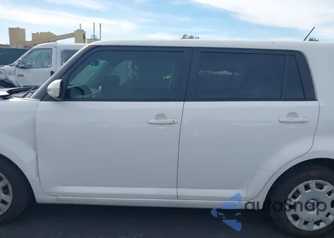 2015 Scion Xb из США, поврежденный, VIN JTLZE4FE4FJ074404
